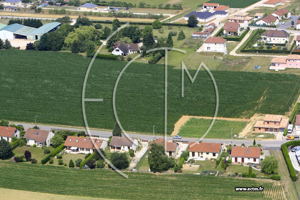 Photo arienne de Frignicourt (la Fosse  la Terre)