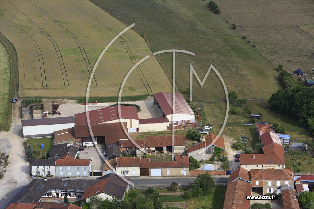 Photo arienne de Hallignicourt