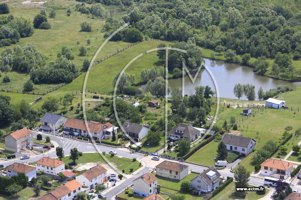 Photo arienne de Pargny-sur-Saulx (le Chemin de Cordier)