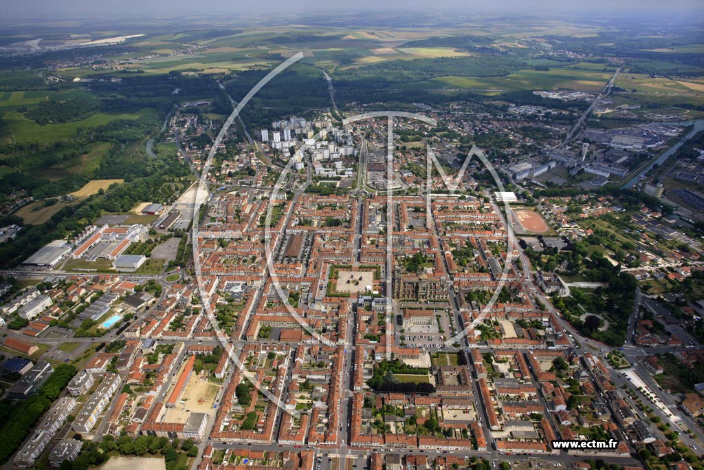 Photo arienne de Vitry-le-Franois