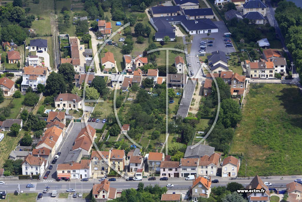 Photo arienne de Vitry-le-Franois (la Citadelle)