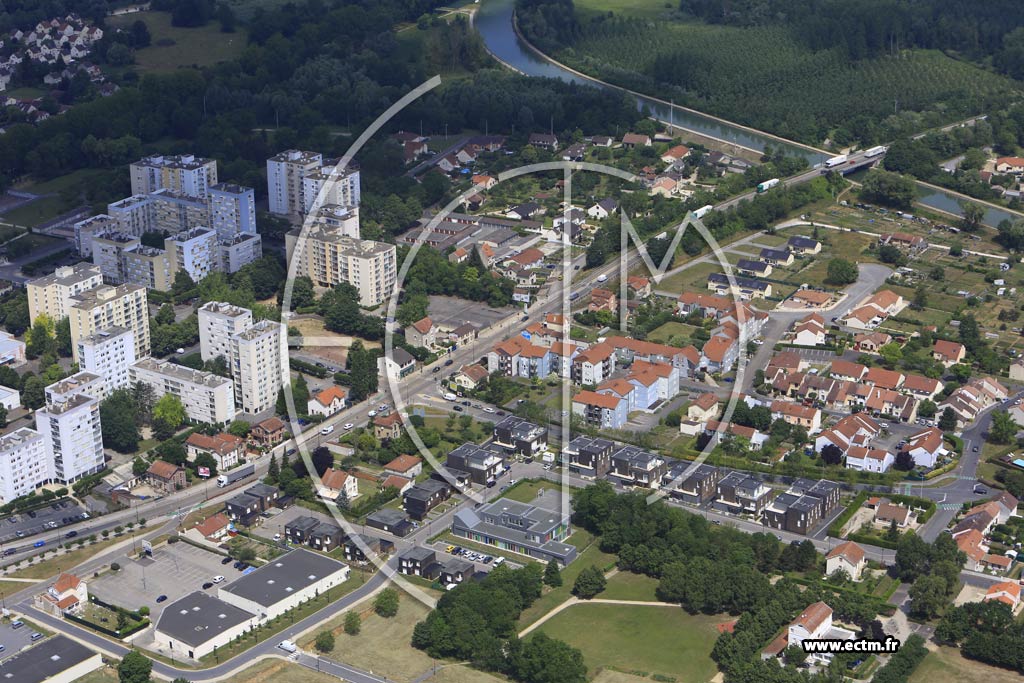 Photo arienne de Vitry-le-Franois (le Grand Parc)