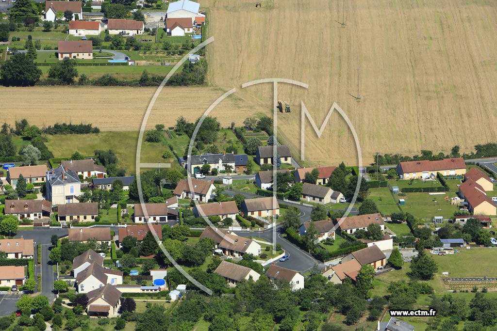 Photo arienne de Ardentes (Croix des Monceaux)