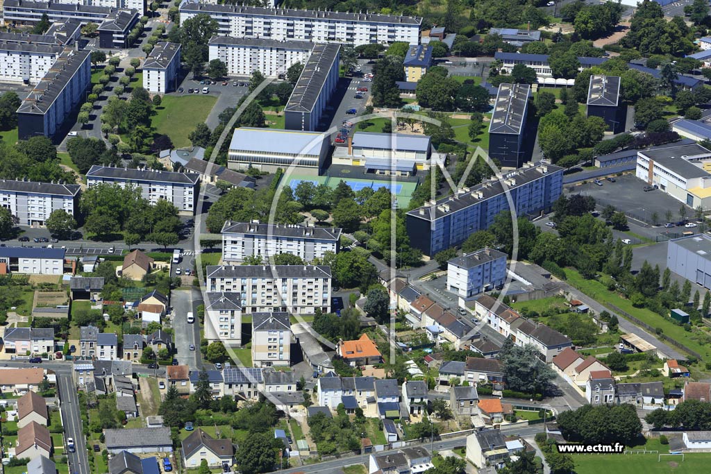 Photo arienne de Chteauroux (Cit de Beaulieu)