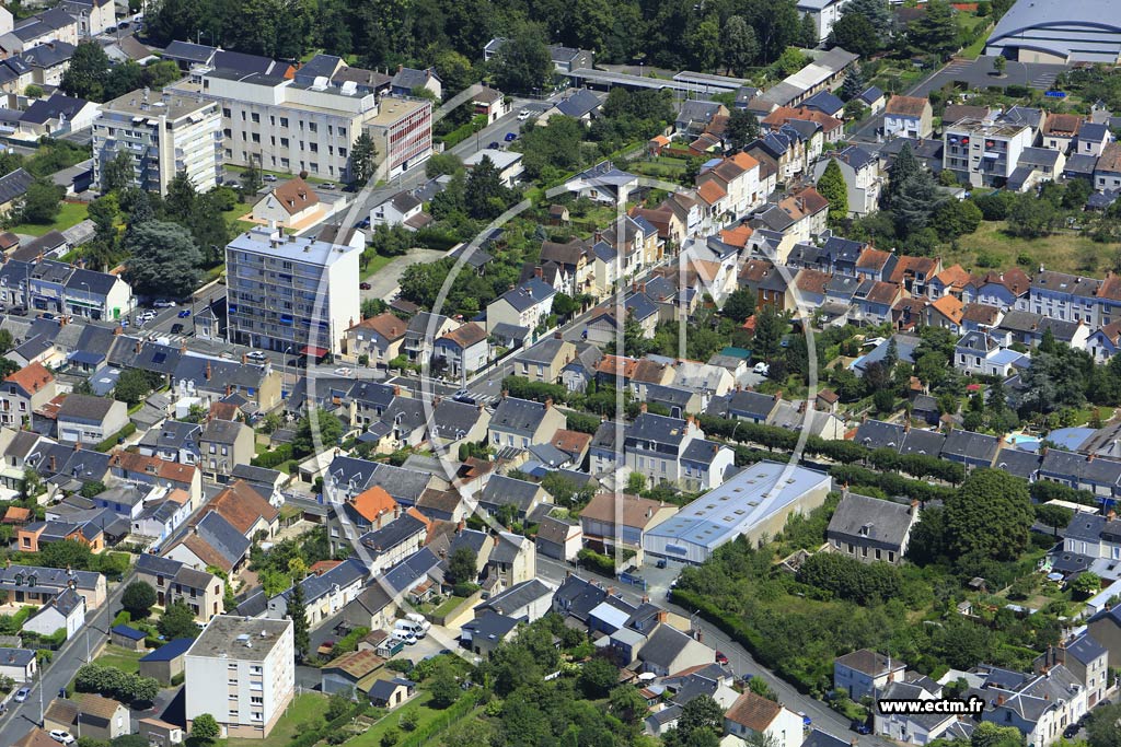 Photo arienne de Chteauroux (Cit Saint-Jean)