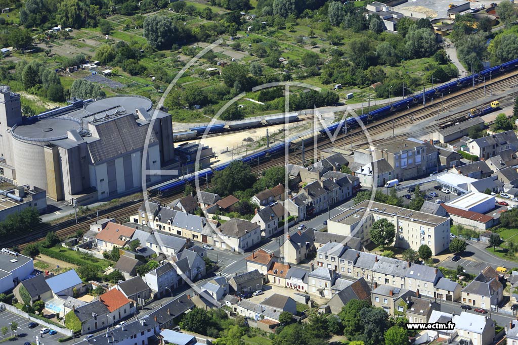Photo arienne de Issoudun (Saint-Paterne)