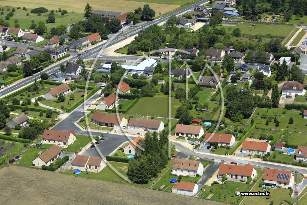 Photo arienne de Neuvy-Pailloux (les Quatre Routes)
