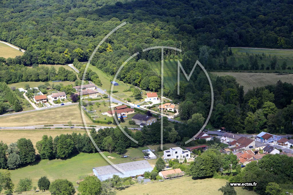 Photo arienne de Trois-Fontaines-l'Abbaye (Le Fays)