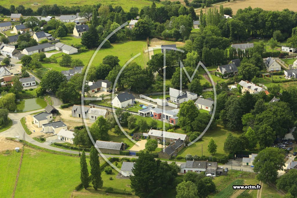 Photo arienne de Grandchamps-des-Fontaines (Curette)