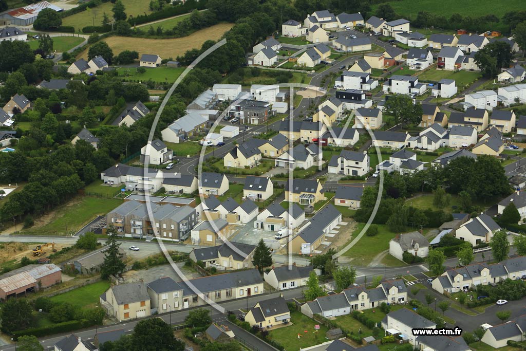 Photo arienne de Grandchamps-des-Fontaines (le Perray)