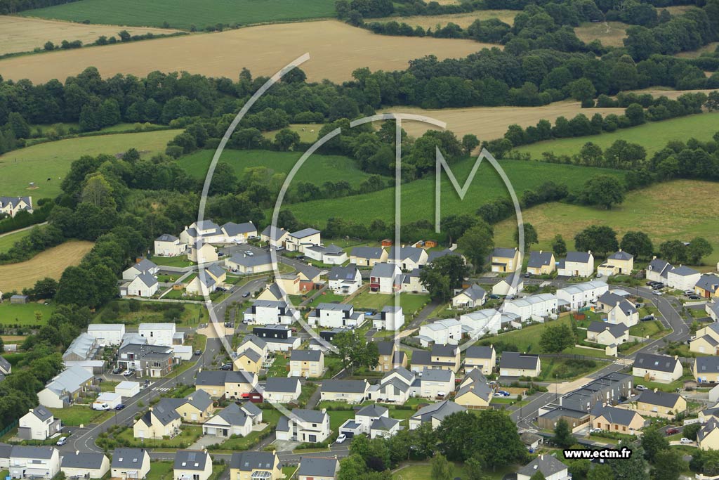 Photo arienne de Grandchamps-des-Fontaines (le Perray)