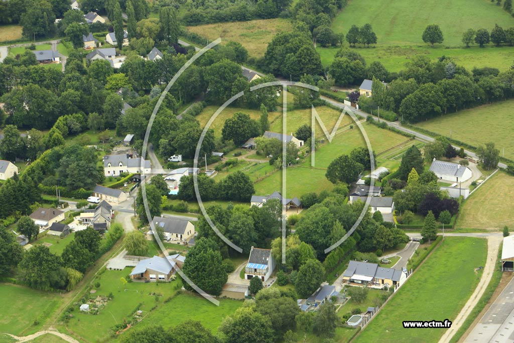 Photo arienne de Grandchamps-des-Fontaines (les Chnaies)