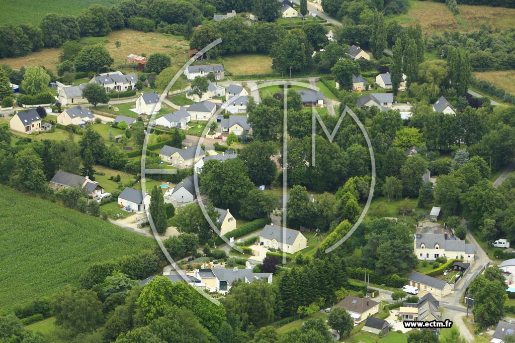 Photo arienne de Grandchamps-des-Fontaines (les Chnaies)