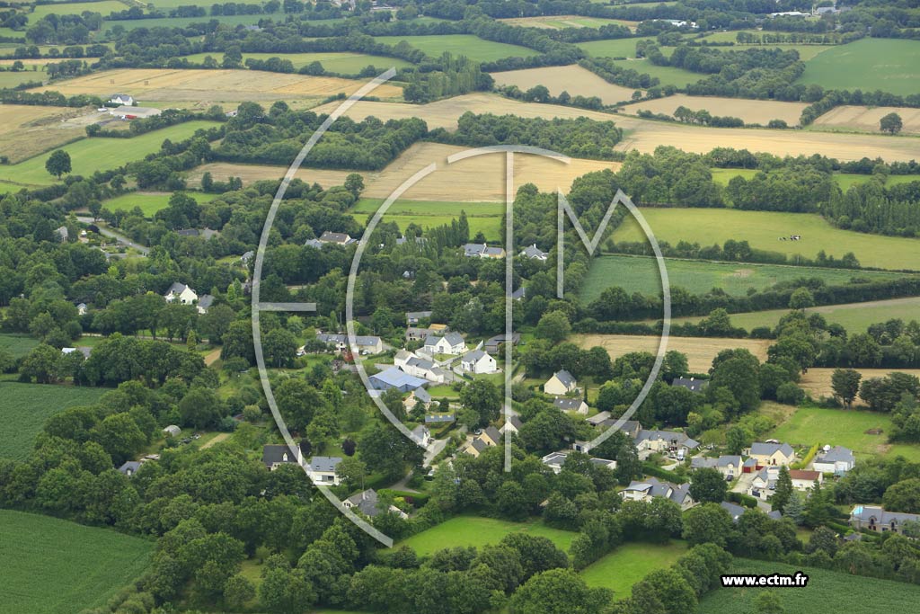 Photo arienne de Grandchamps-des-Fontaines (les Chnaies)