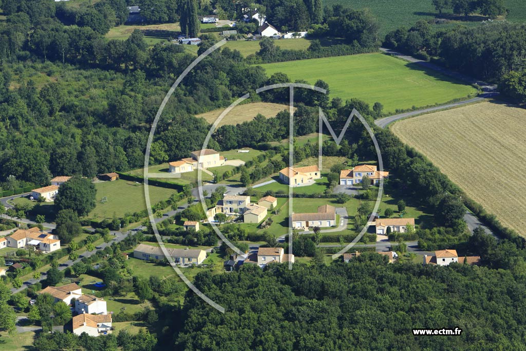 Photo arienne de Le Cellier (la Vinalire)