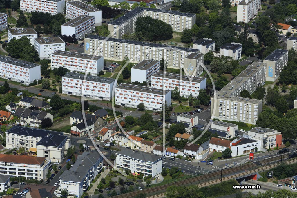 Photo arienne de Nantes (la Bottire)