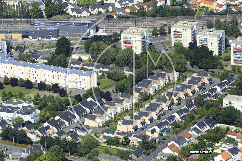 Photo arienne de Nantes (le Landreau)