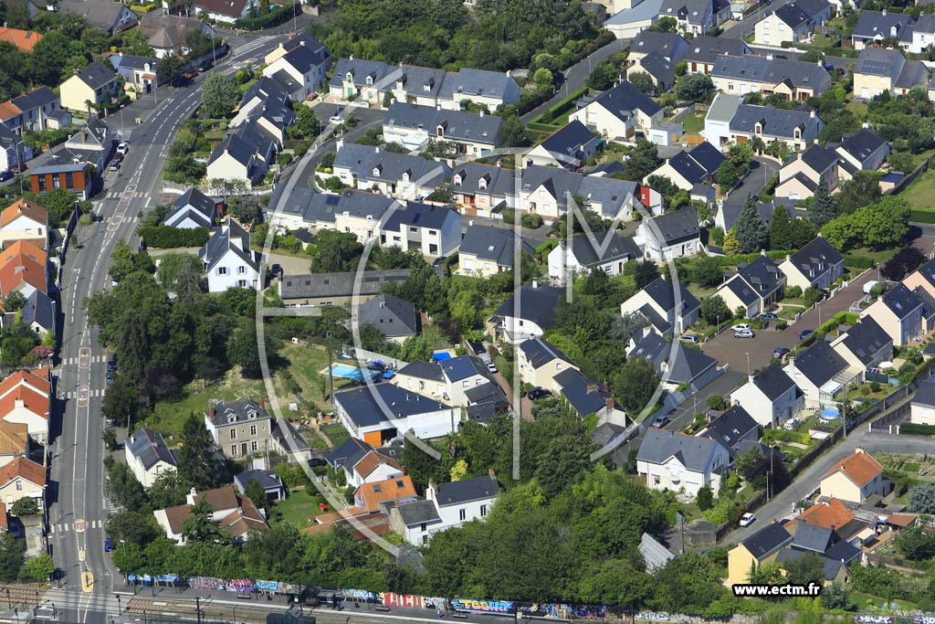 Photo arienne de Nantes (le Landreau)