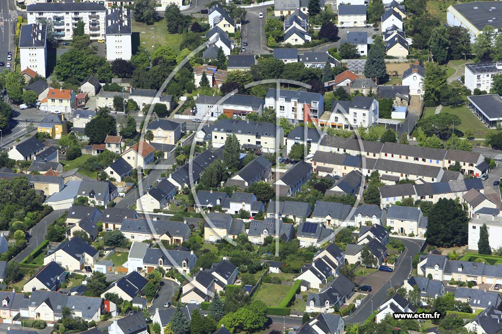 Photo arienne de Nantes (le Landreau)