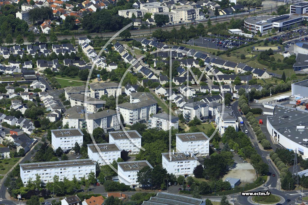 Photo arienne de Nantes (le Perrray)