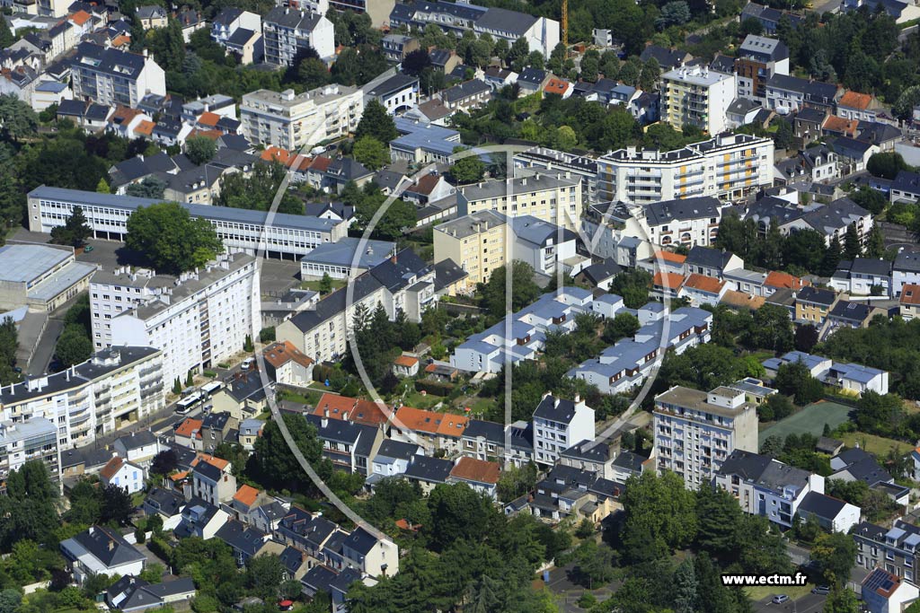 Photo arienne de Nantes (Quartier de la Basilique St-Donatien et St-Rogatien)