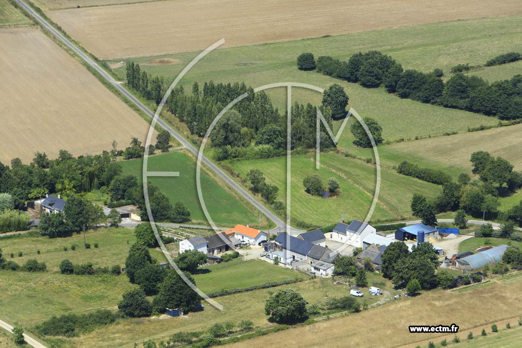 Photo arienne de Saint-Mars-du-Dsert (la Droaire)