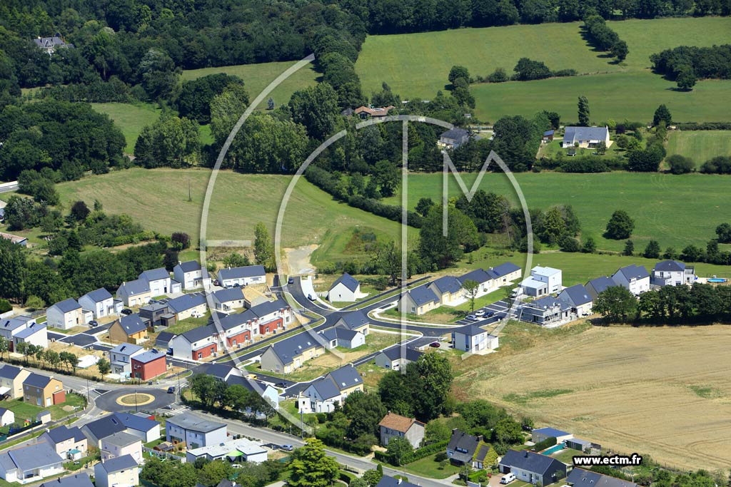Photo arienne de Saint-Mars-du-Dsert (la Lande de la No)