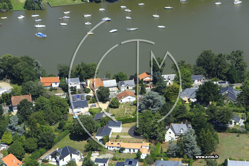 Photo arienne de Suc-sur-Erdre (Montretrait)