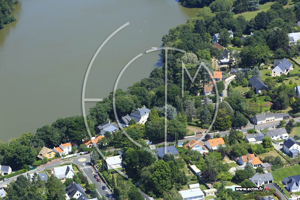 Photo arienne de Suc-sur-Erdre (Montretrait)