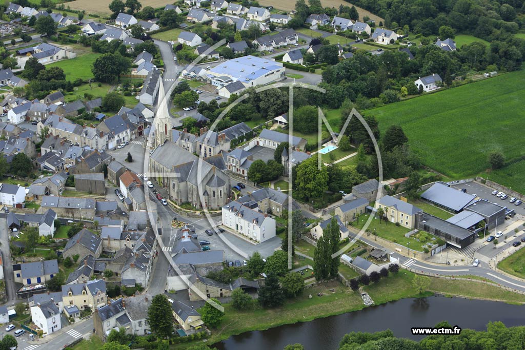 Photo arienne de Vigneux-de-Bretagne (Centre)