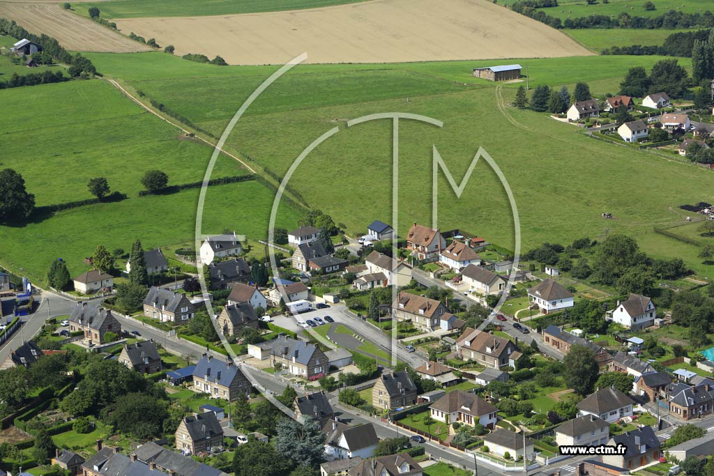 Photo arienne de Blangy-sur-Bresle (la Chapelle)