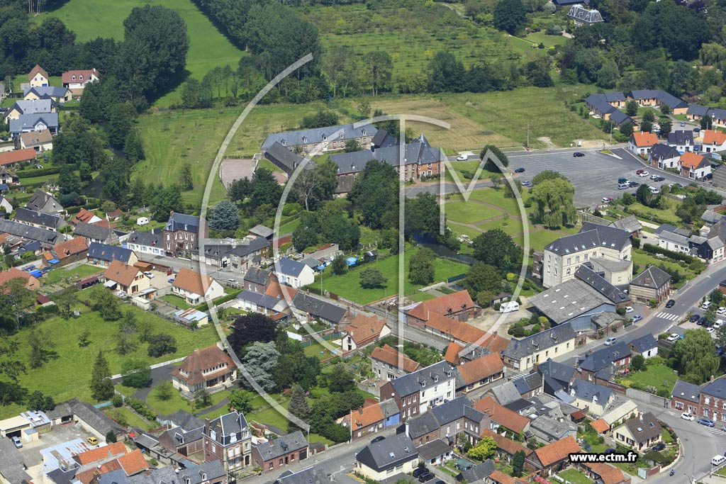 Photo arienne de Criel-sur-Mer (Quartier du Manoir de Branon)