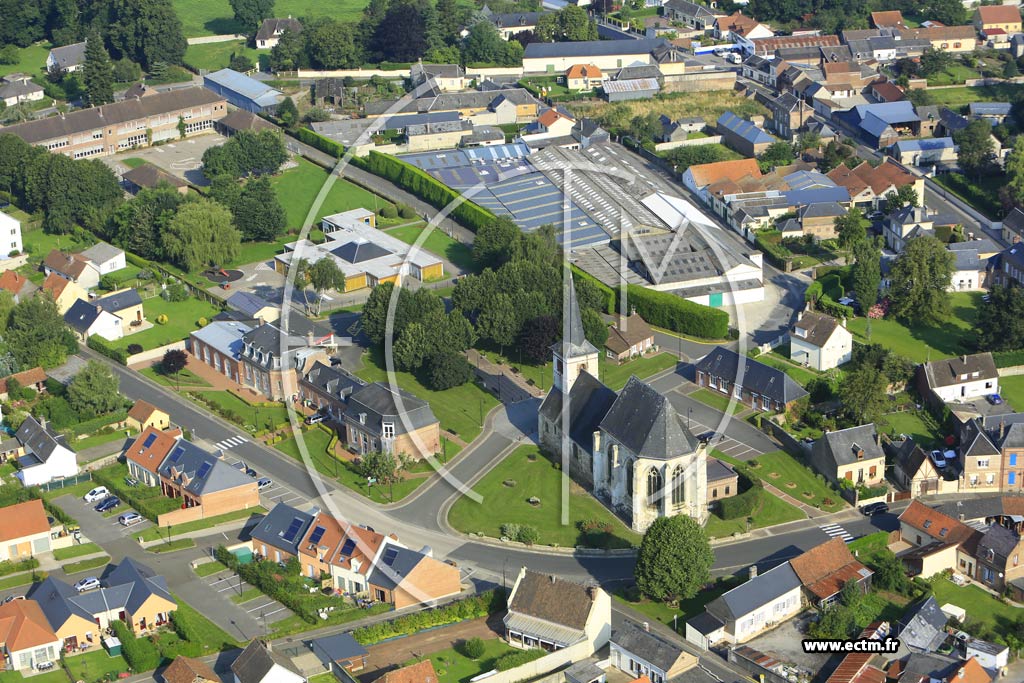 Photo arienne de Feuquires-en-Vimeu (Centre)