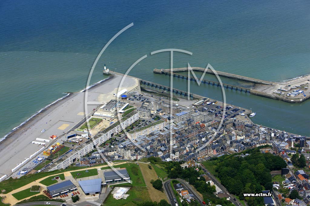 Photo arienne de Le Trport (le Port)