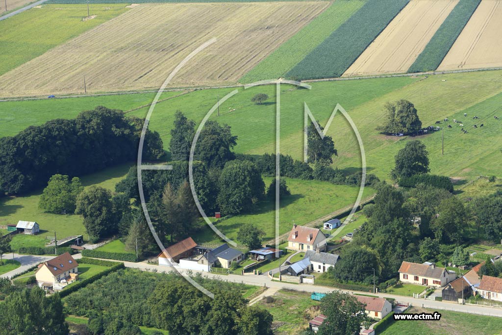 Photo arienne de Maisnires (Courtieux)