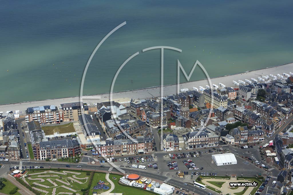 Photo arienne de Mers-les-Bains (Centre)