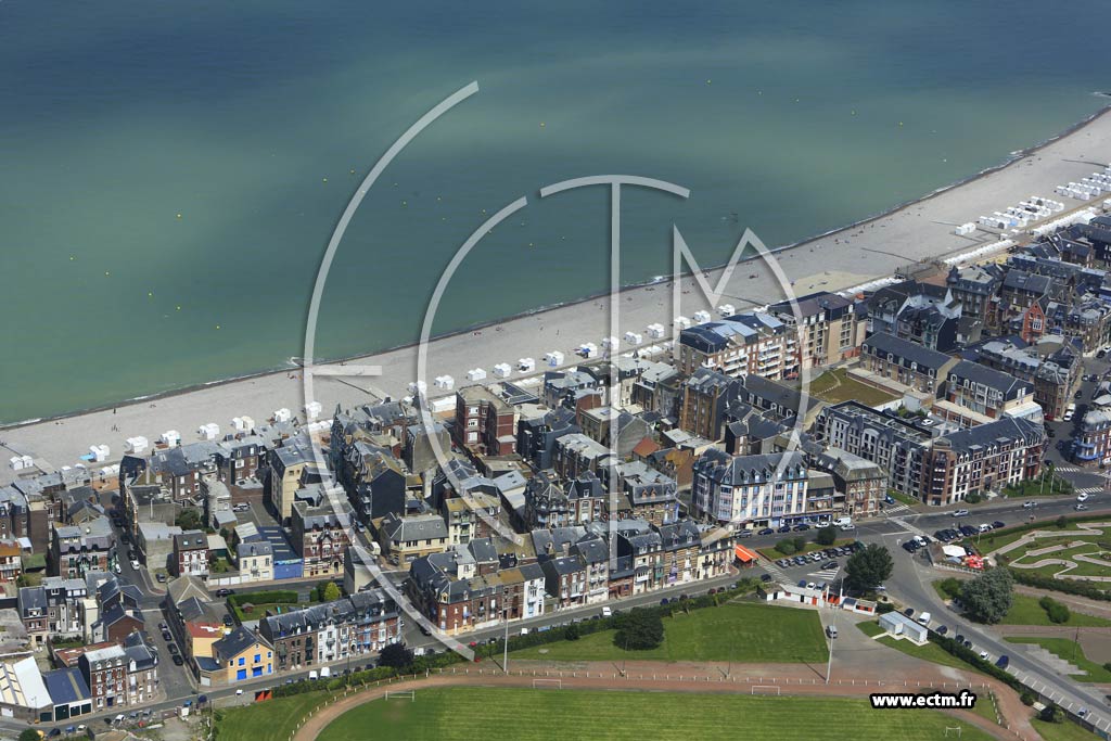 Photo arienne de Mers-les-Bains (Centre)