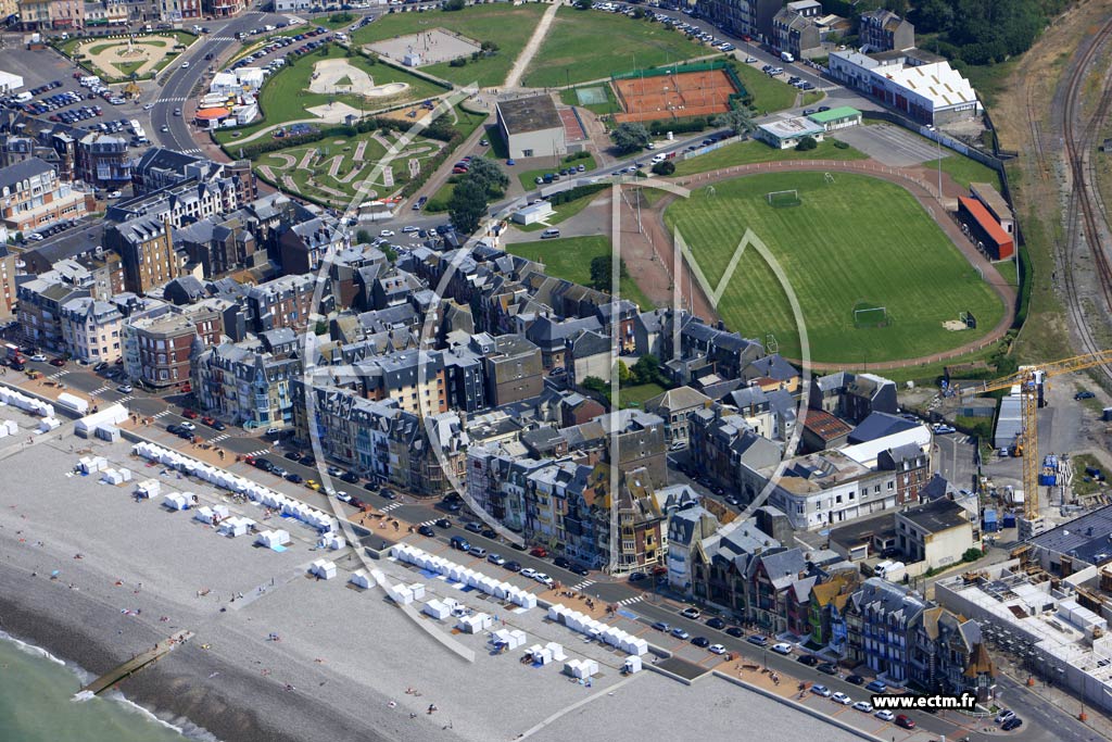 Photo arienne de Mers-les-Bains (le Front de Mer)