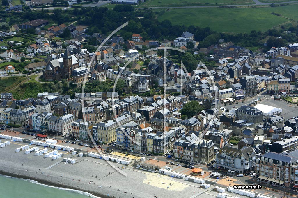 Photo arienne de Mers-les-Bains (le Front-de-Mer)