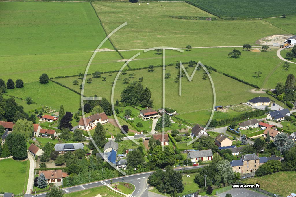 Photo arienne de Rieux (le Blanc Pignon)