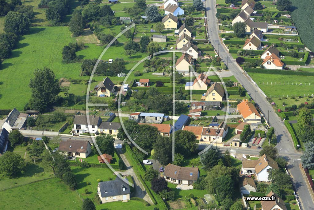 Photo arienne de Saint-Quentin-la-Motte-Croix-au-Bailly (la Chapelle)