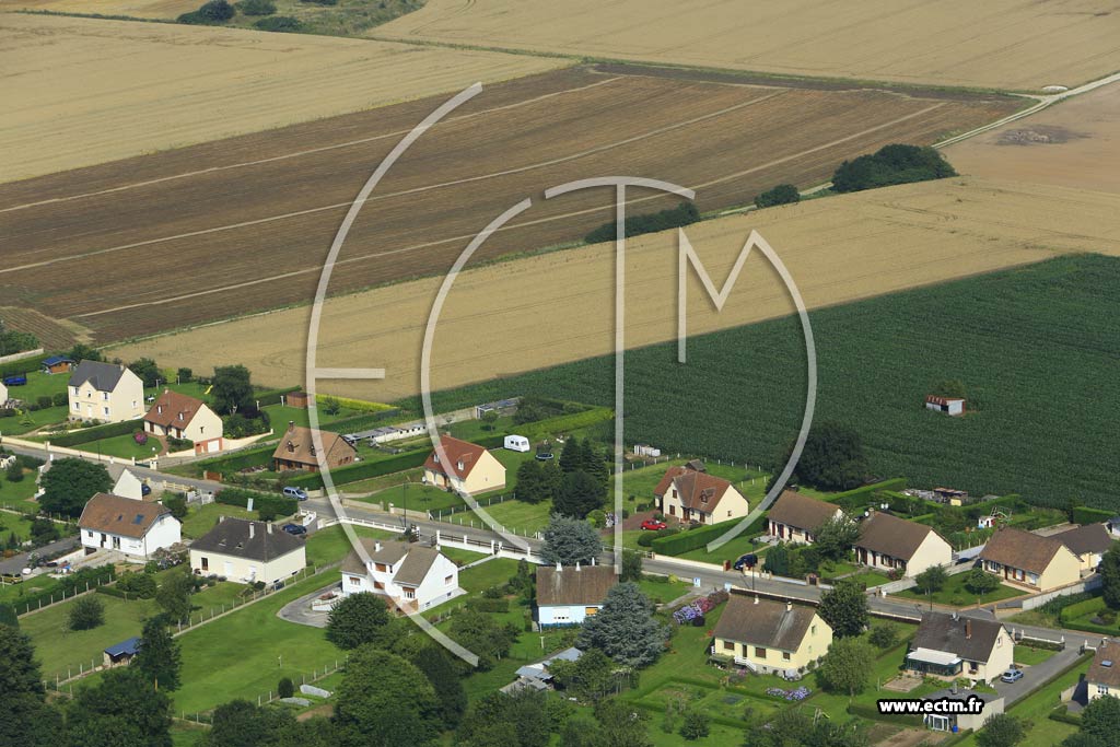 Photo arienne de Saint-Quentin-la-Motte-Croix-au-Bailly (la Chapelle)