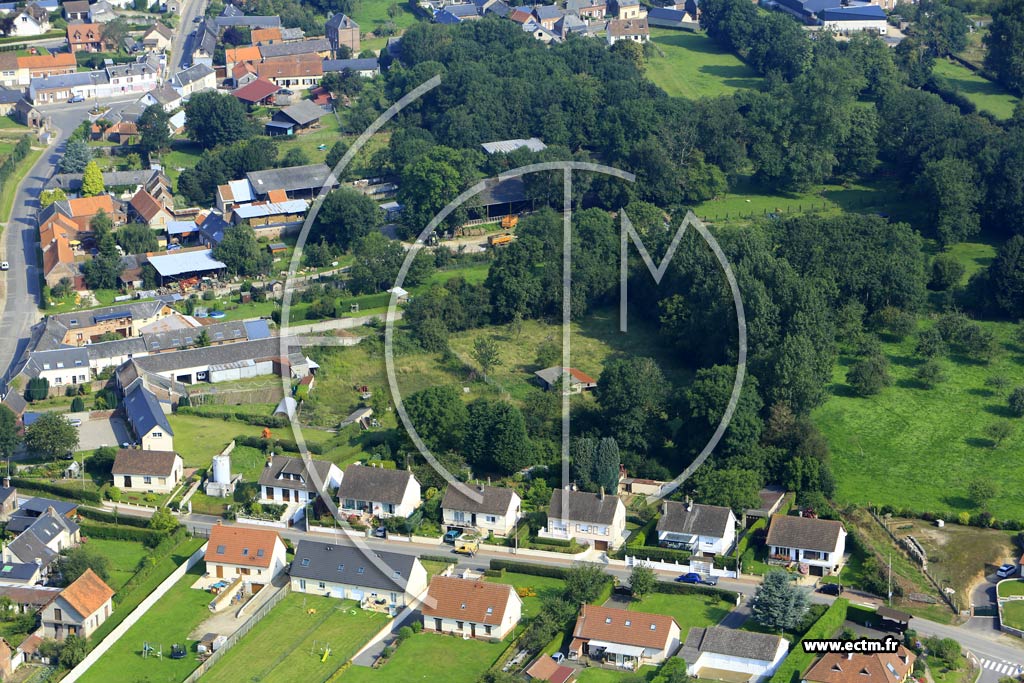 Photo arienne de Saint-Quentin-la-Motte-Croix-au-Bailly (la Targette)