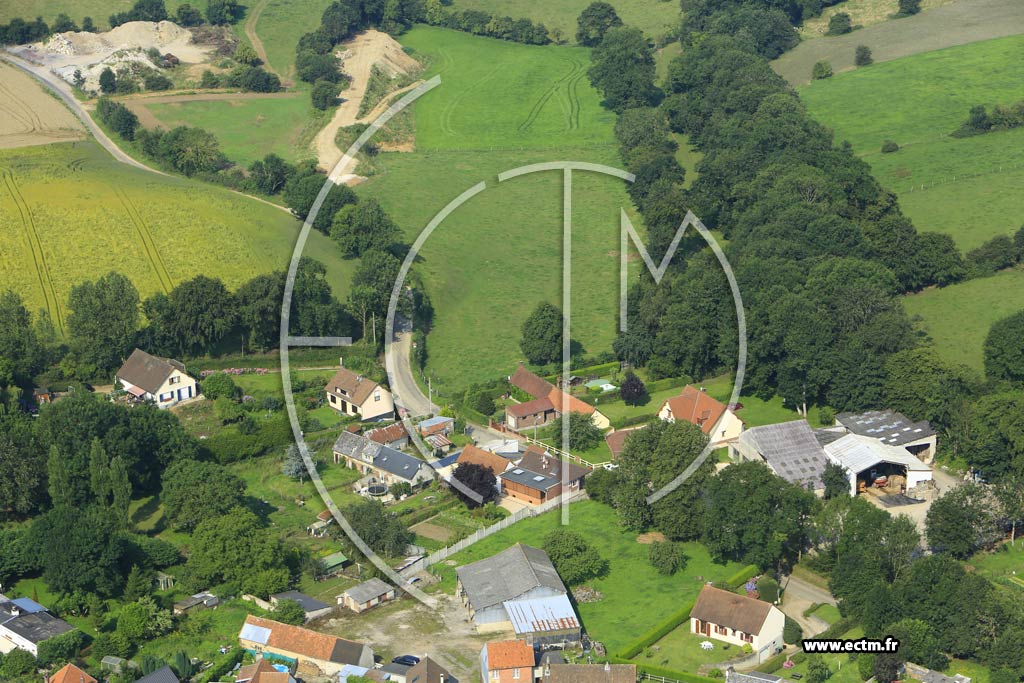 Photo arienne de Saint-Quentin-la-Motte-Croix-au-Bailly (la Targette)