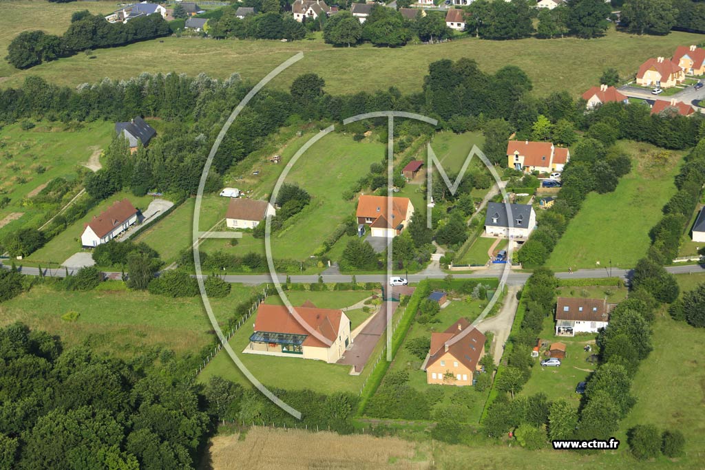 Photo arienne de Saint-Valry-sur-Somme (Bois des Surs)