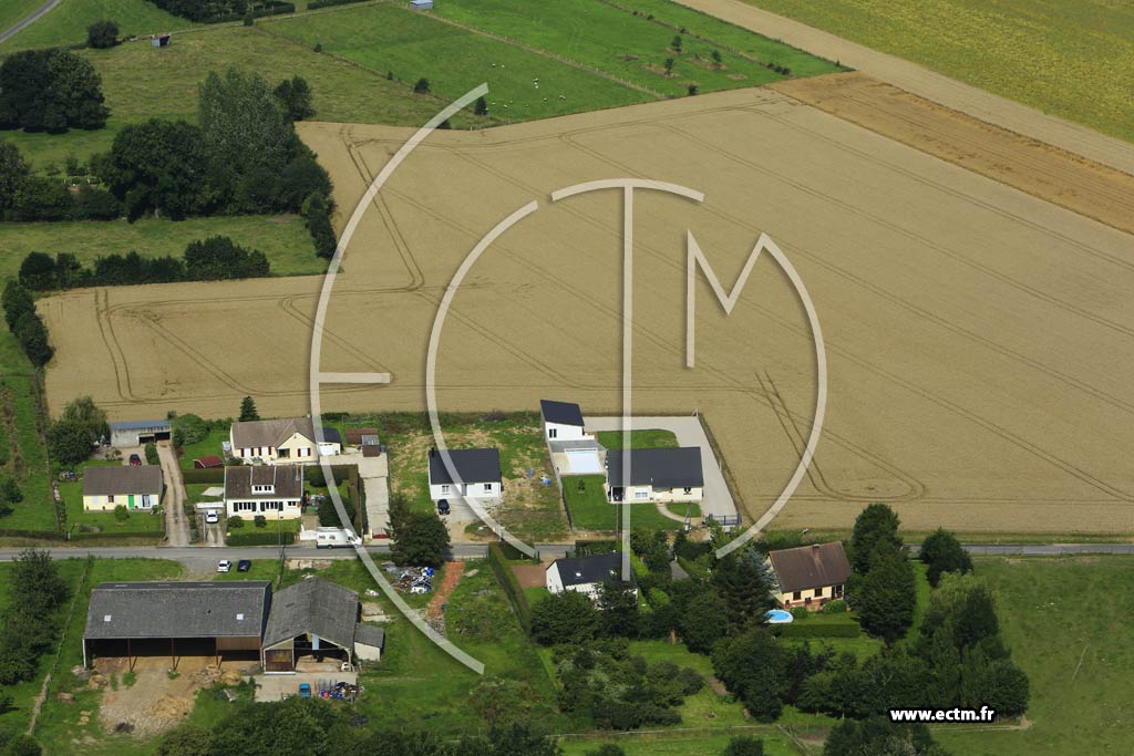 Photo arienne de Vismes (Wiammeville)