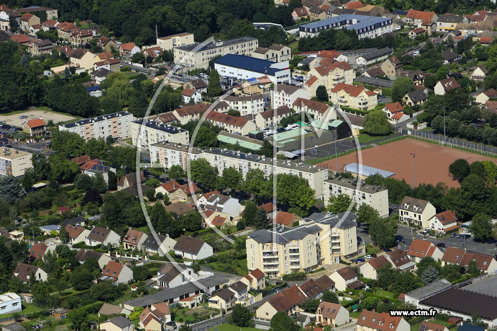 Photo arienne de Arpajon (le Bas Fourcon)