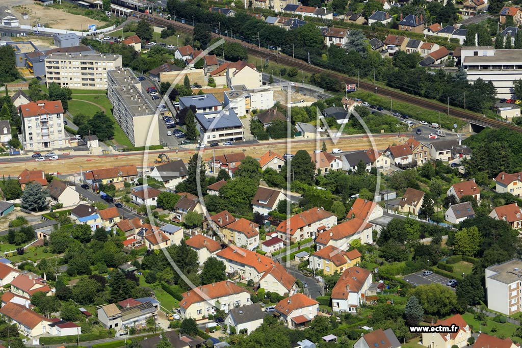 Photo arienne de Arpajon (Quartier Verdun - Charcot)