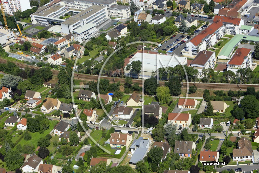 Photo arienne de Arpajon (Quartier Verdun - Charcot)