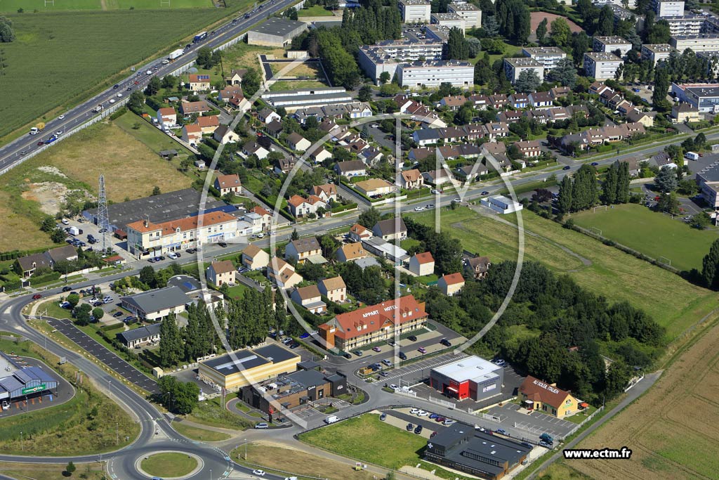 Photo arienne de Avrainville (la Voie Creuse)